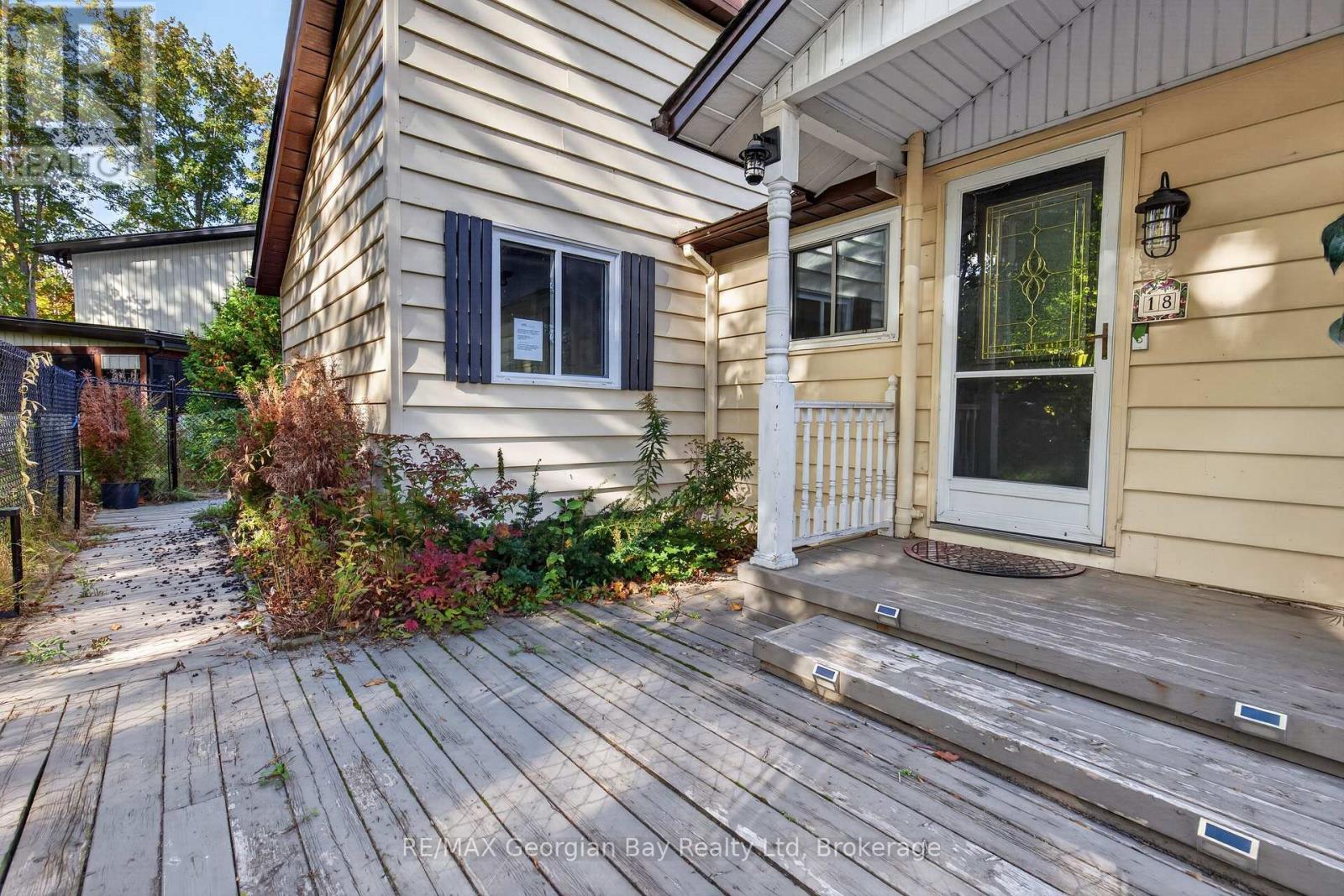 18 Sallows Drive Property Photo 3