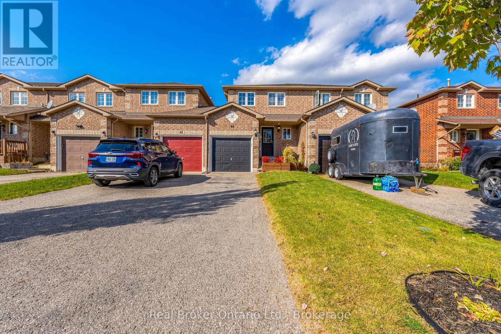 44 Monarchy Street Property Photo 2