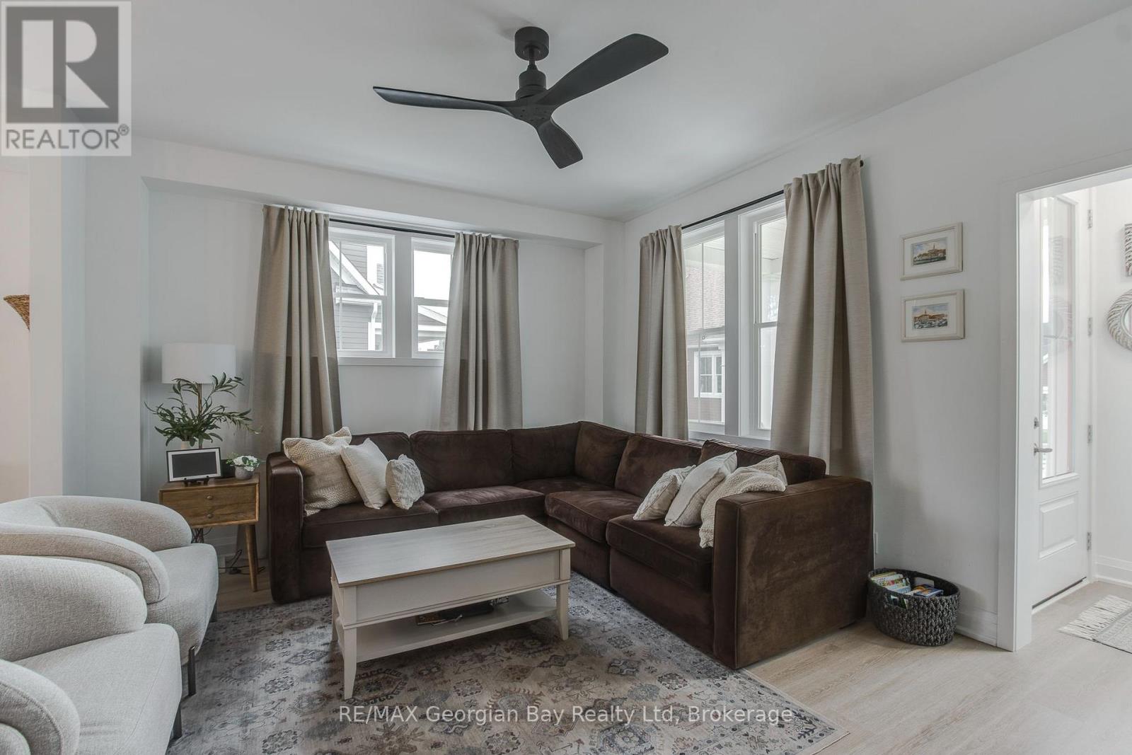 16 Danielle Crescent Property Photo 10