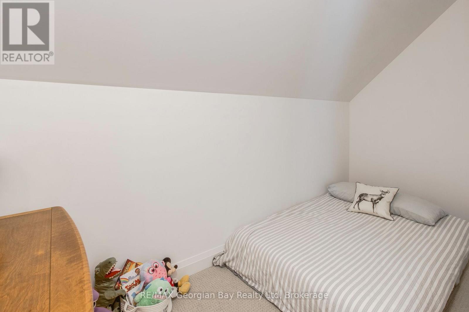 16 Danielle Crescent Property Photo 32