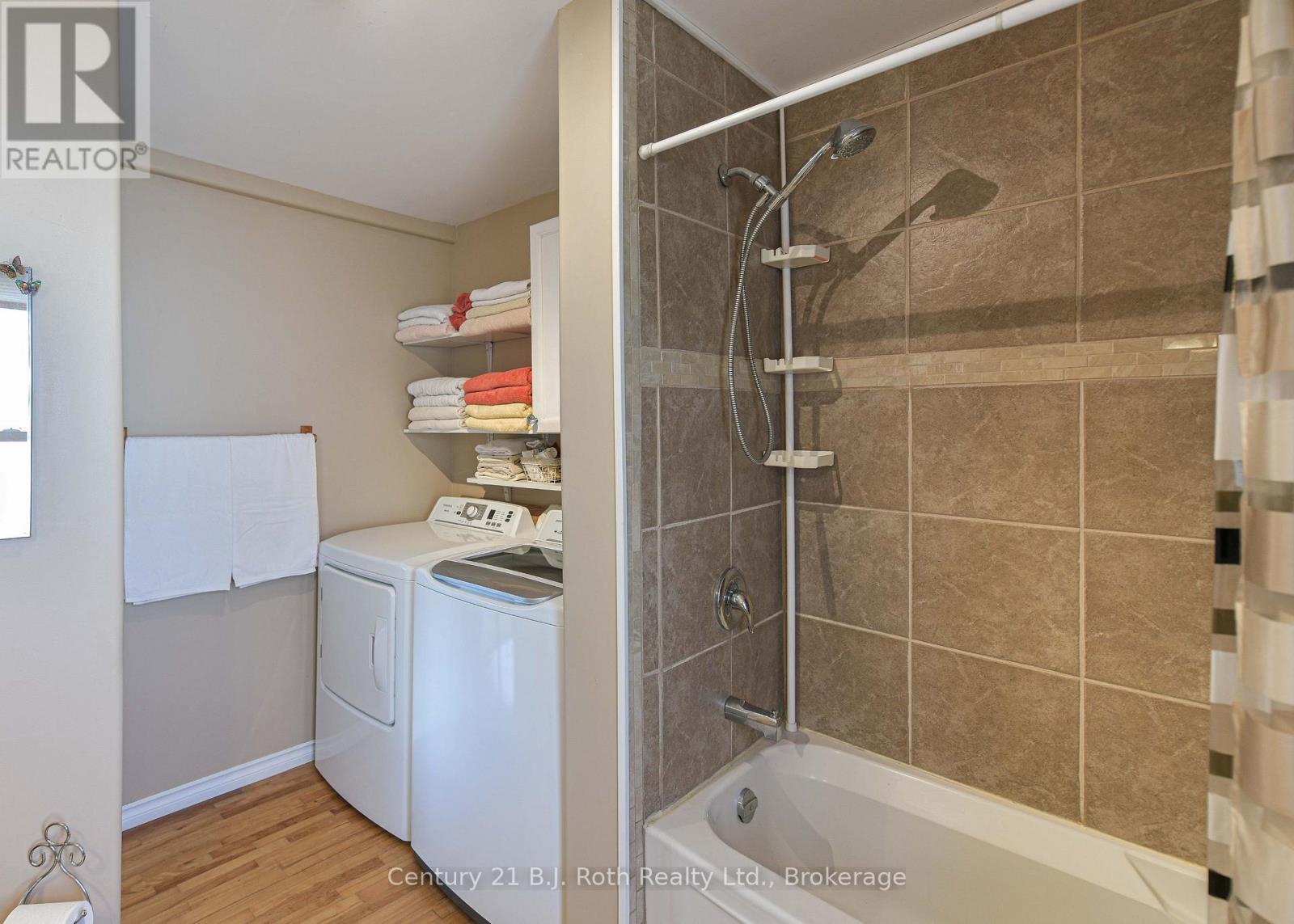 331 Moffat Street Property Photo 12