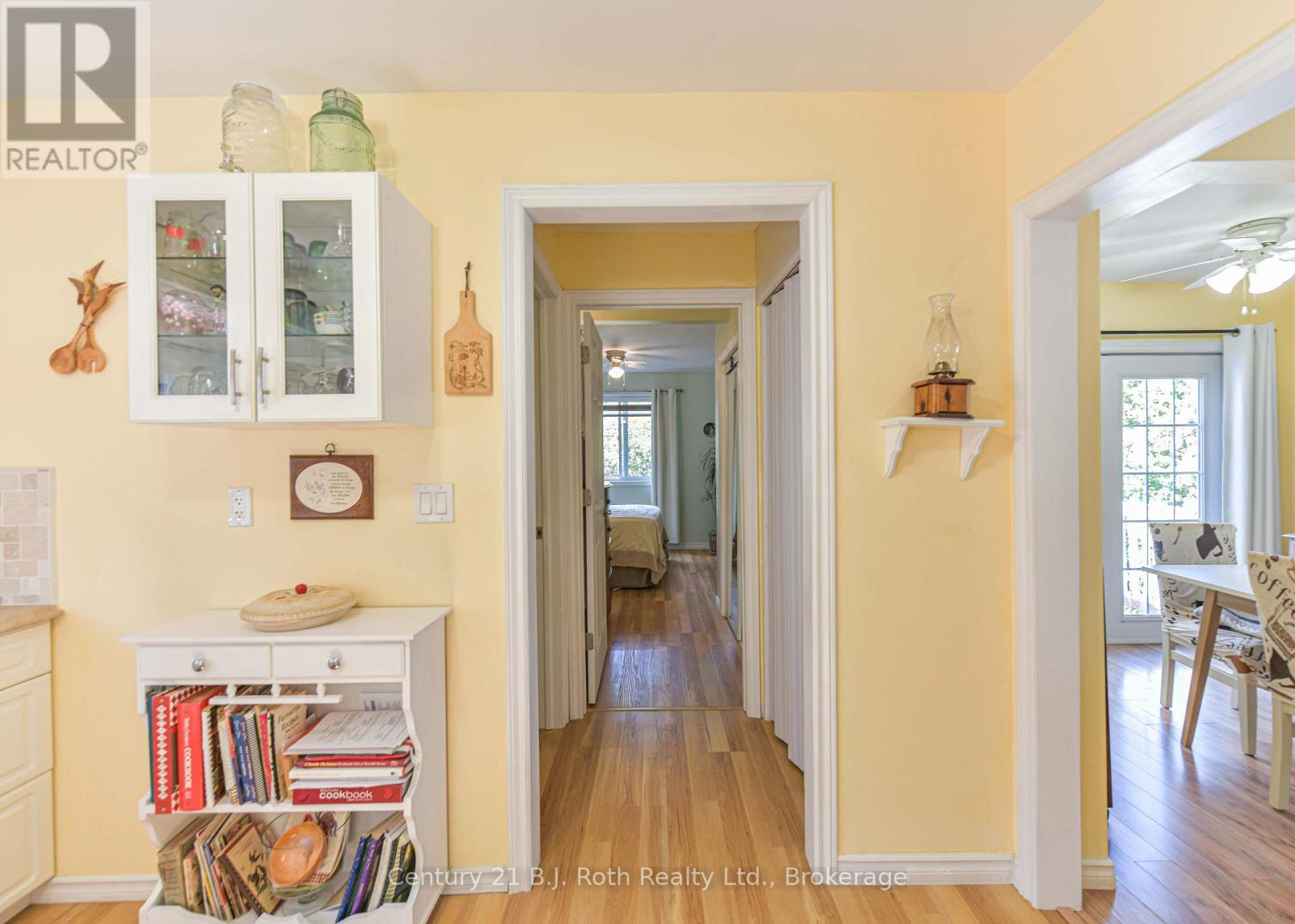 331 Moffat Street Property Photo 17
