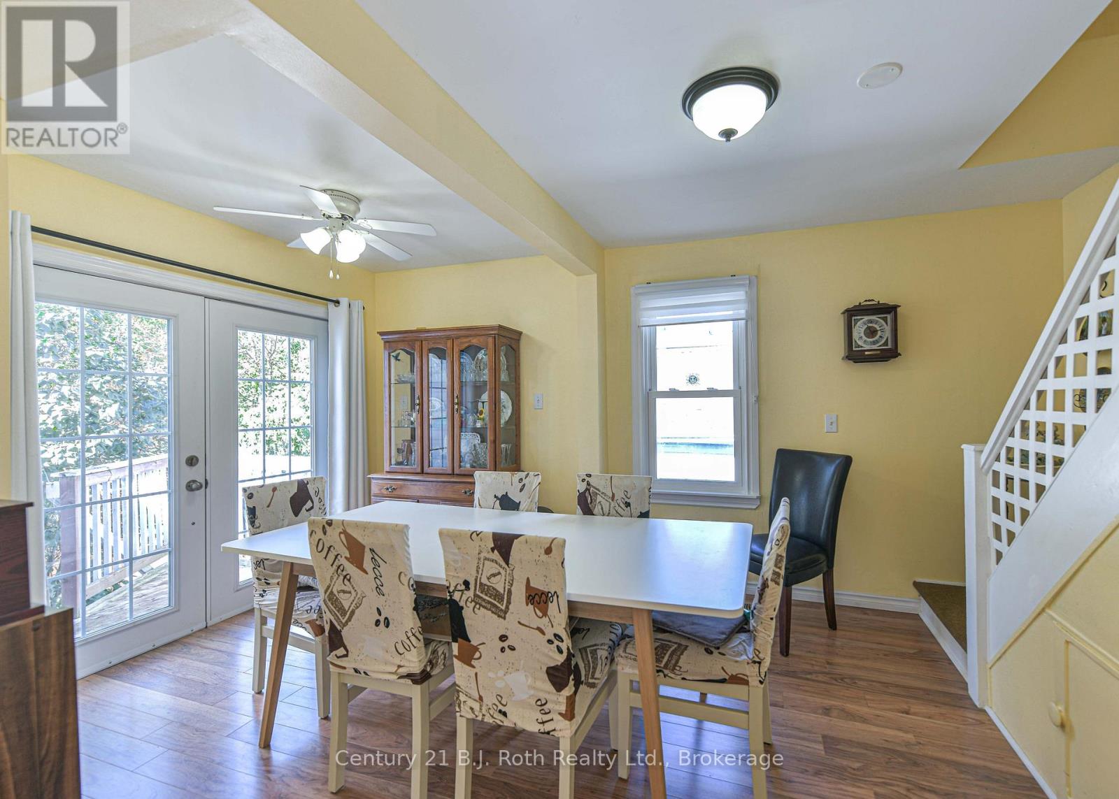 331 Moffat Street Property Photo 21