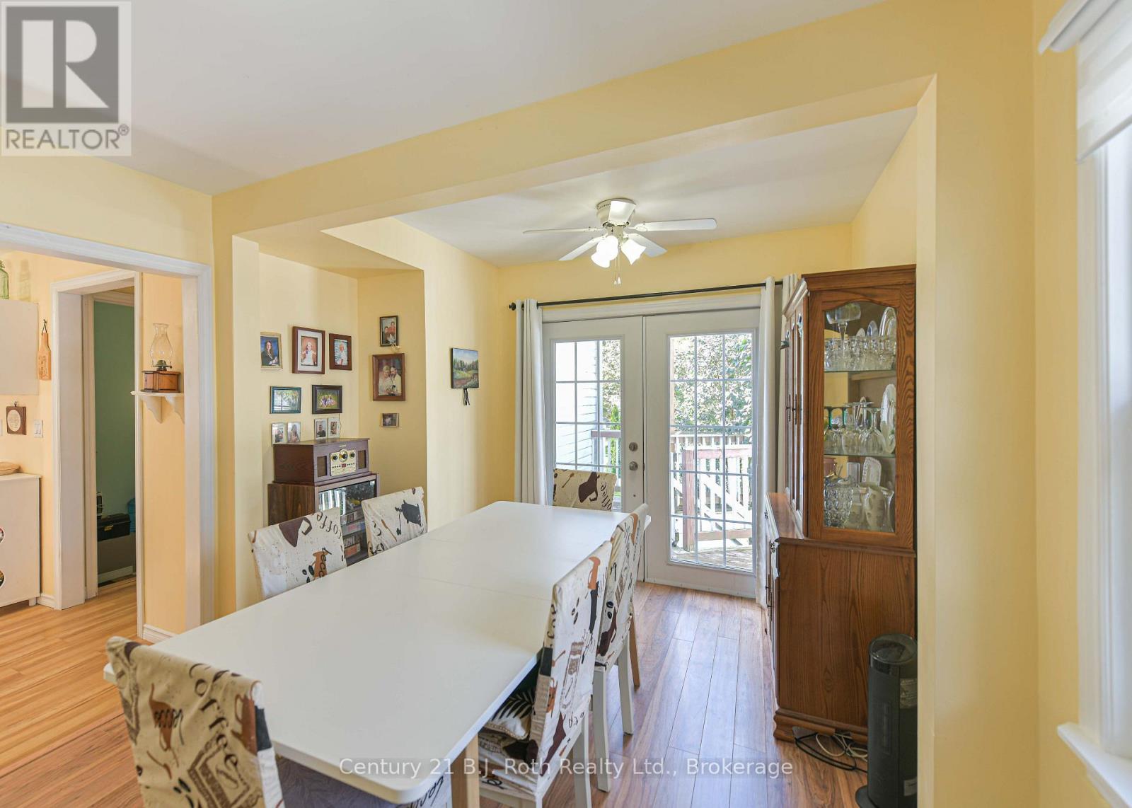331 Moffat Street Property Photo 22