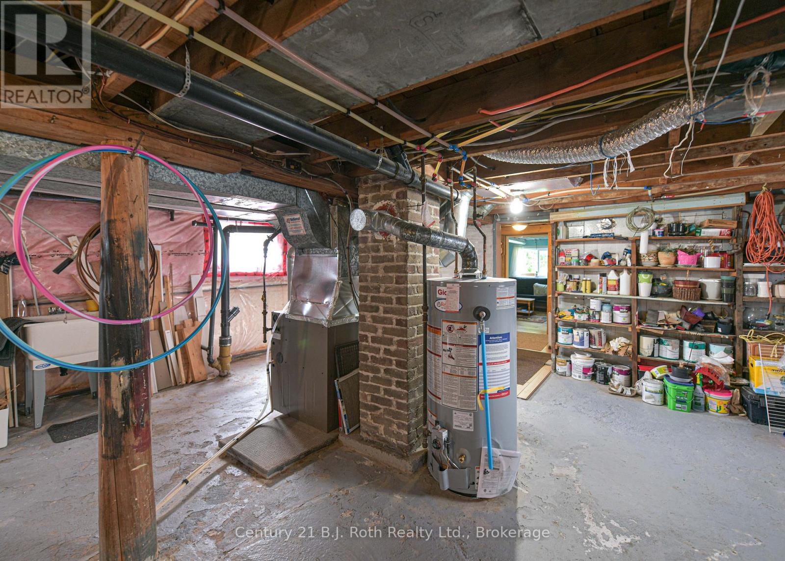 331 Moffat Street Property Photo 31