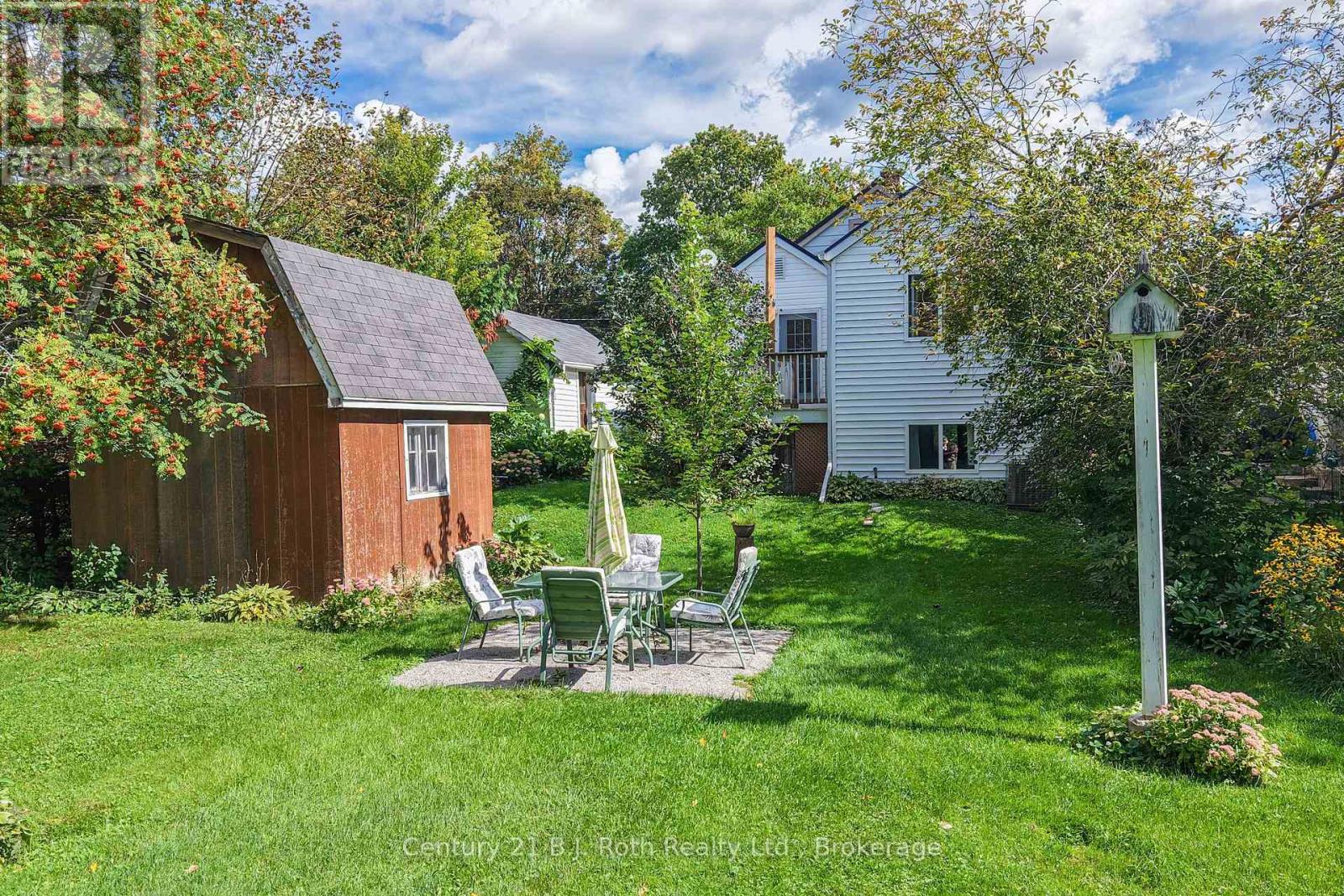 331 Moffat Street Property Photo 40