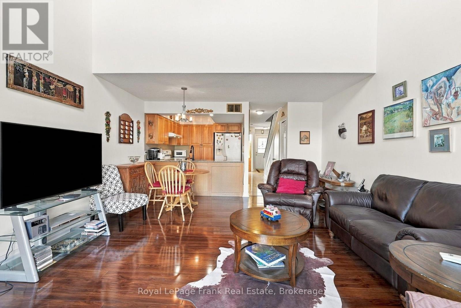 3 - 21 Laguna Parkway Property Photo 13