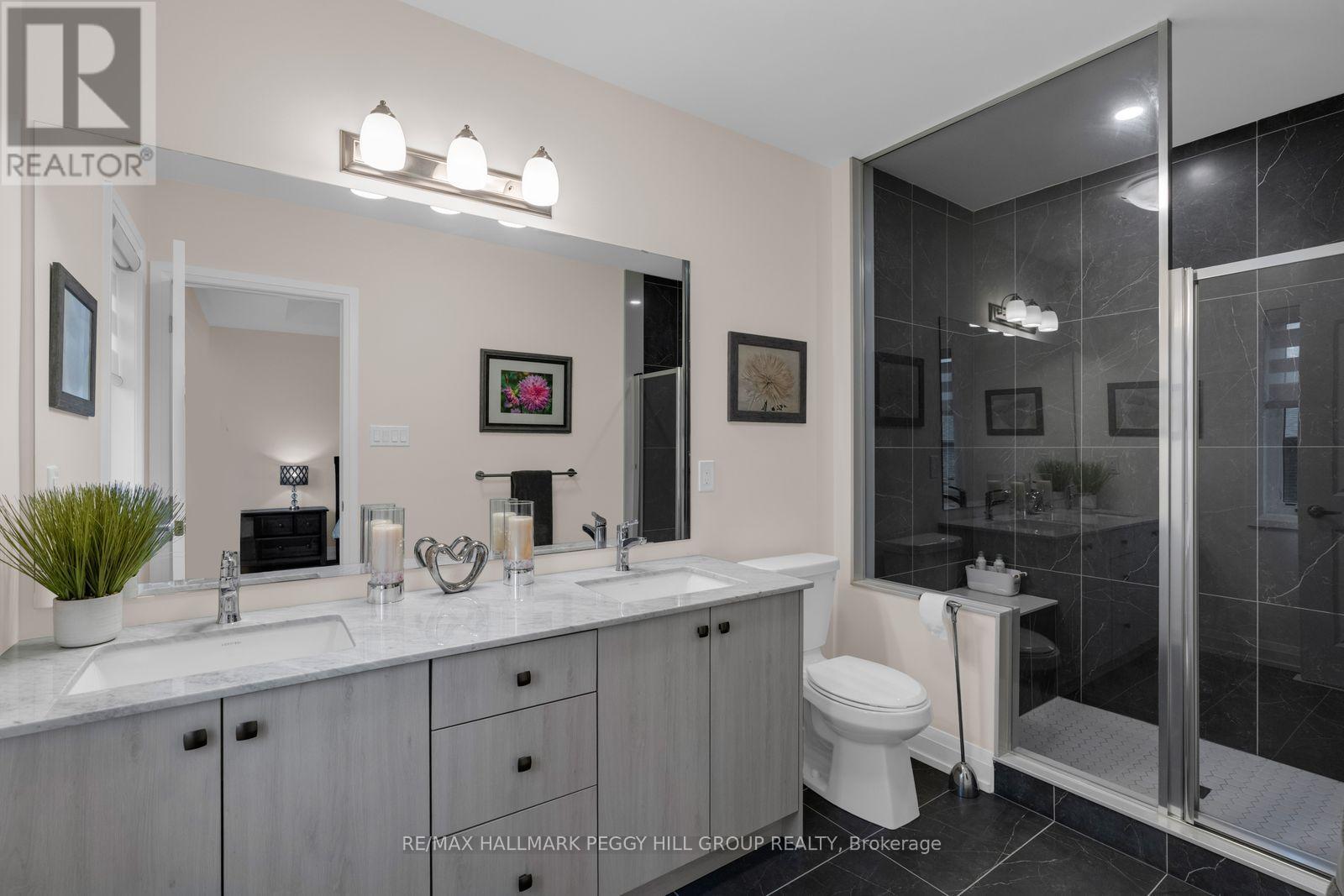 16 Daffodil Road Property Photo 8