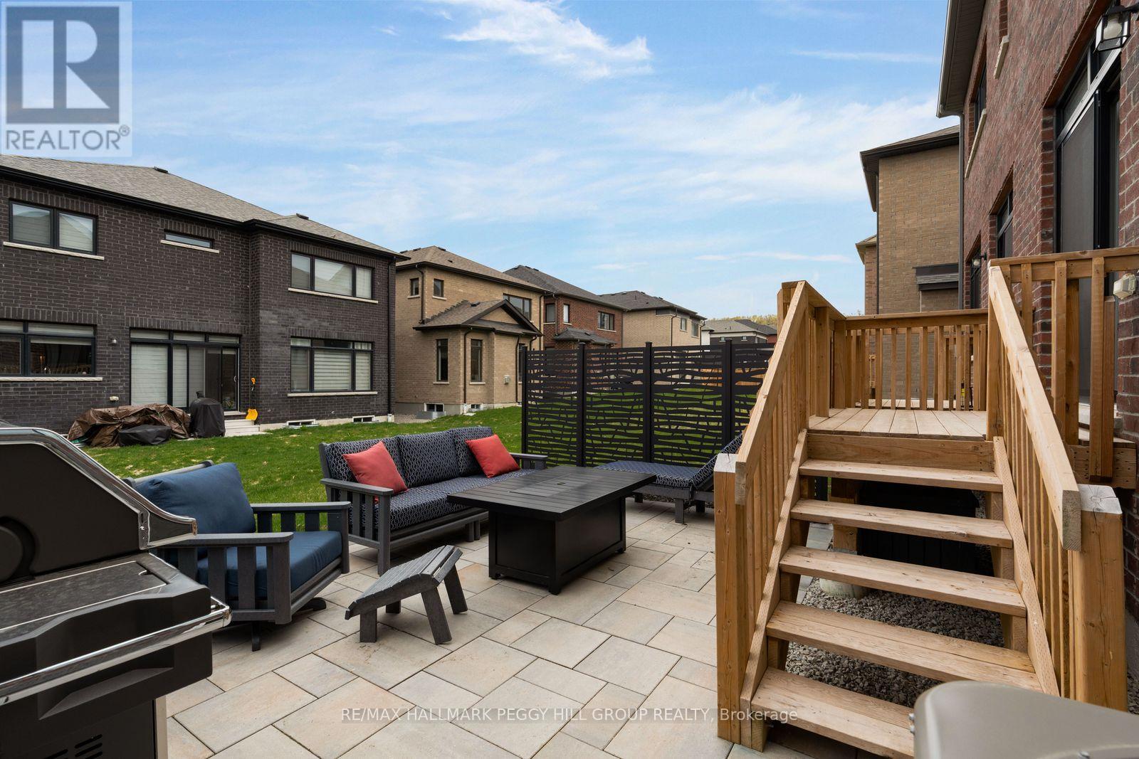 16 Daffodil Road Property Photo 14