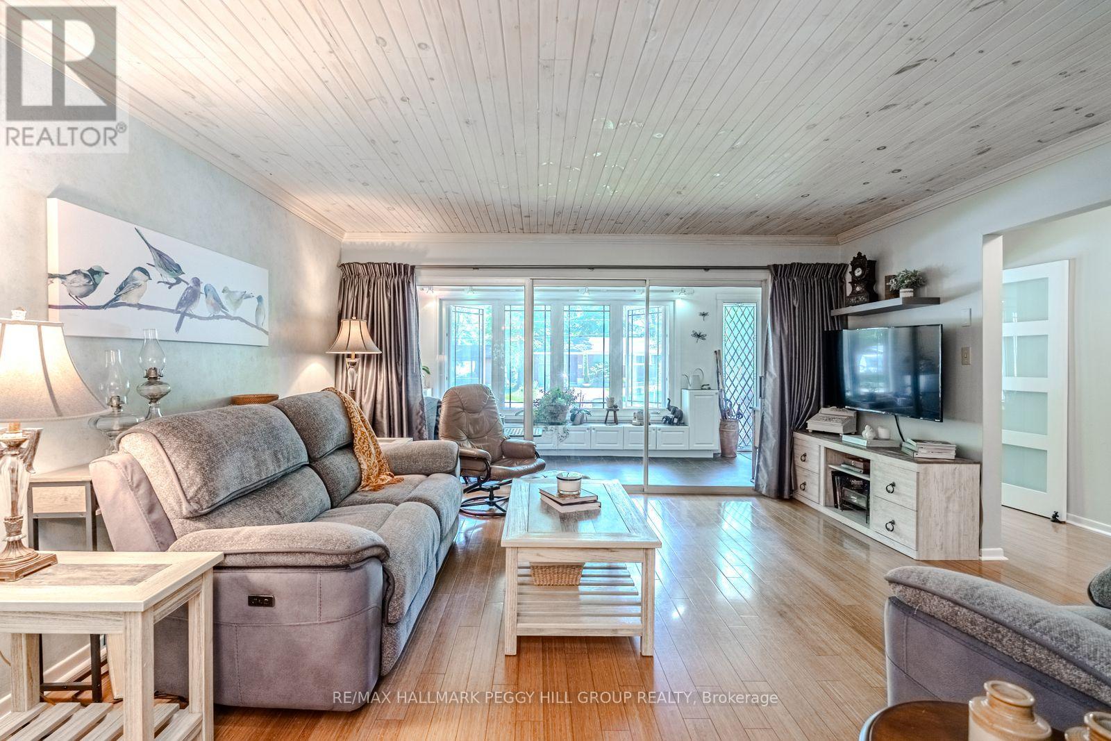 828 Dominion Avenue Property Photo 3