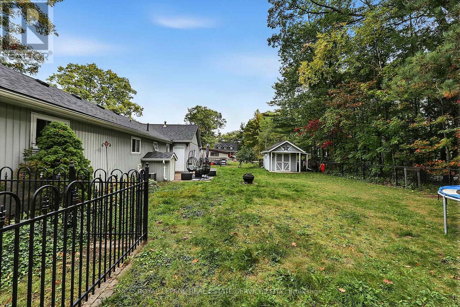 1687 River Road W Property Photo 21