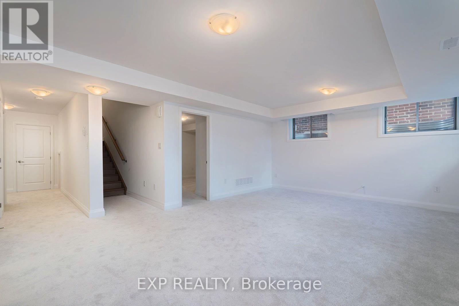 40 Lally Terrace Property Photo 41