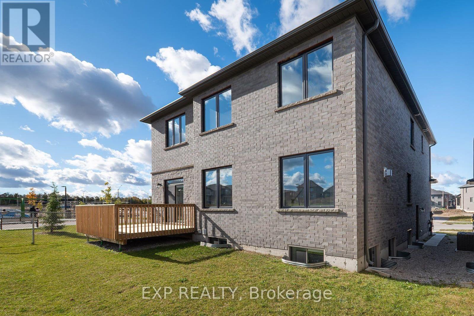 40 Lally Terrace Property Photo 46