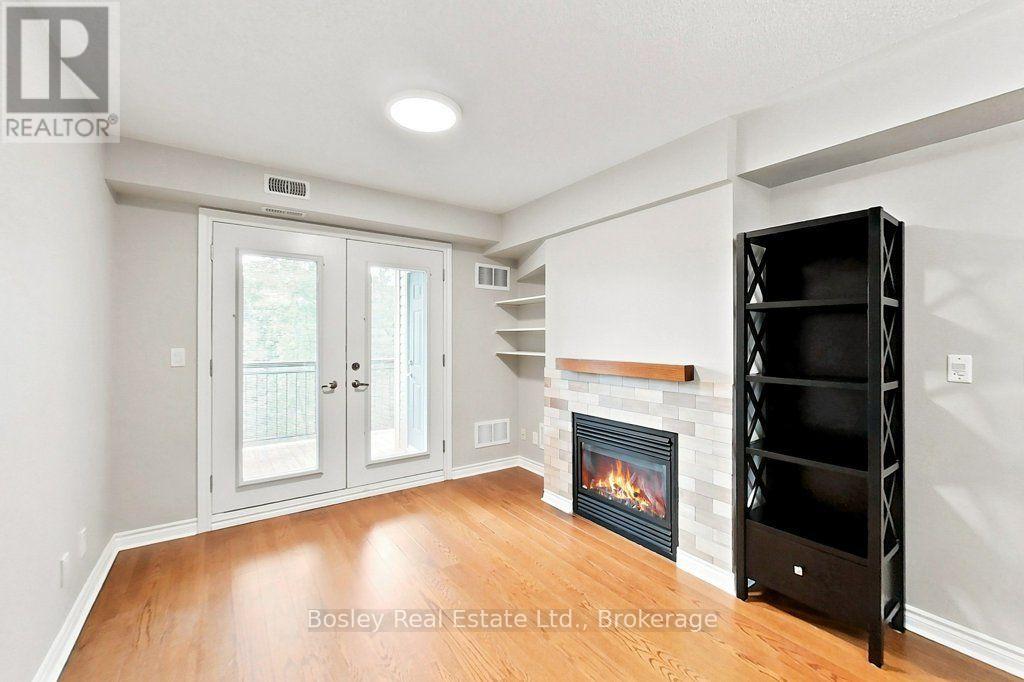 205 - 10 Brandy Lane Drive Property Photo 2
