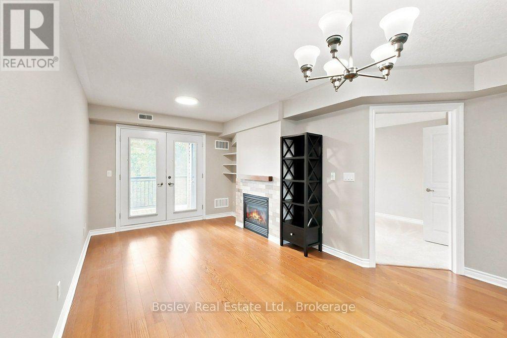 205 - 10 Brandy Lane Drive Property Photo 3