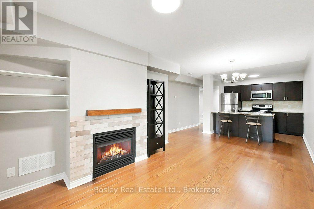 205 - 10 Brandy Lane Drive Property Photo 4