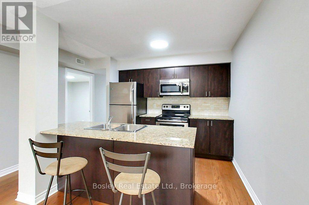 205 - 10 Brandy Lane Drive Property Photo 5