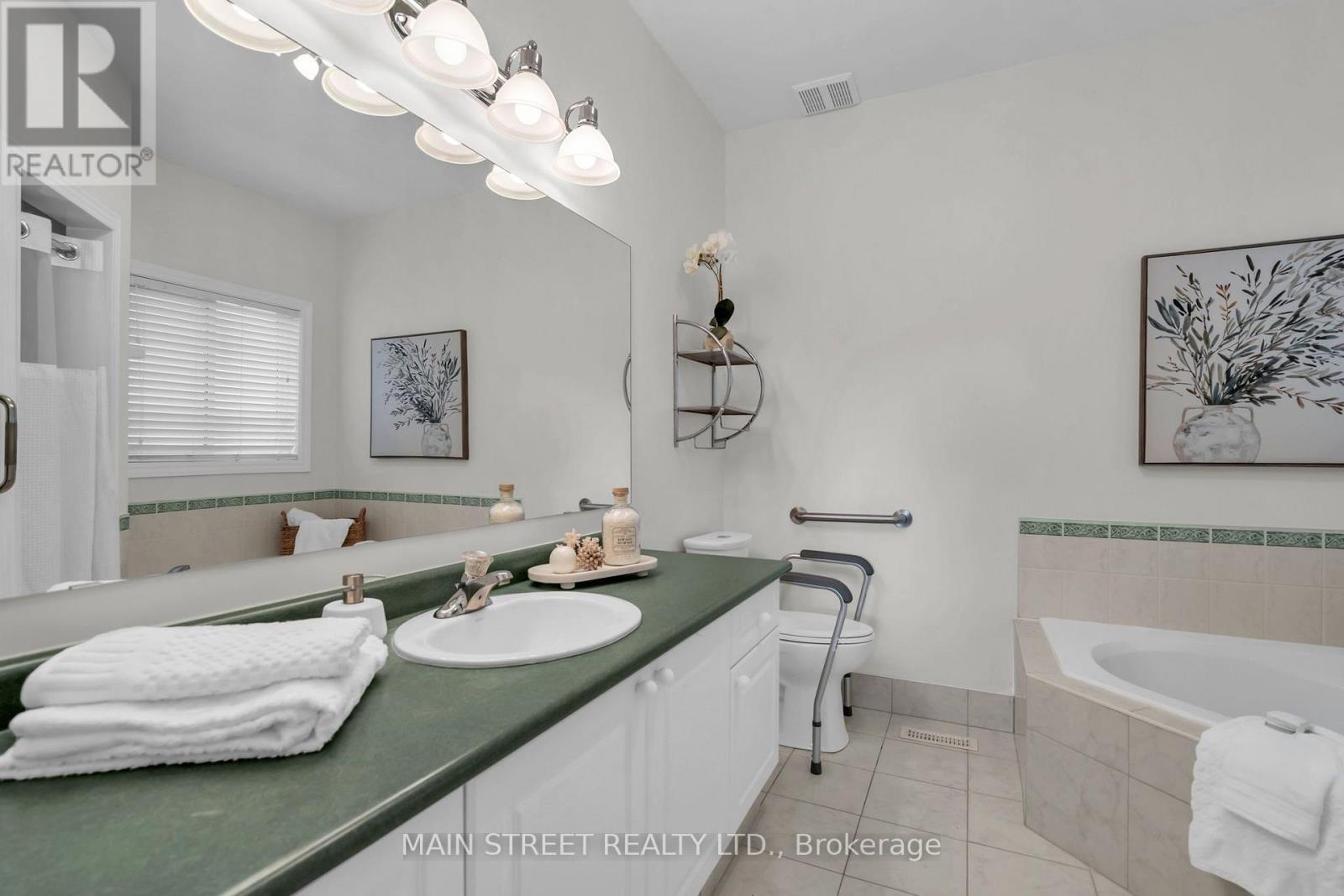 27 Max Avenue Property Photo 17