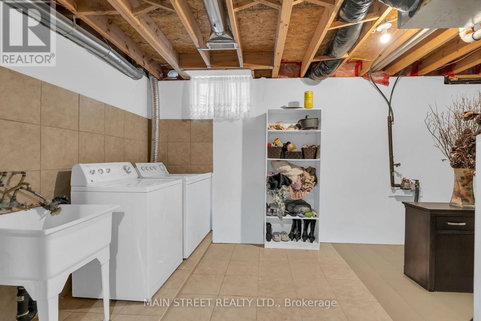 27 Max Avenue Property Photo 28