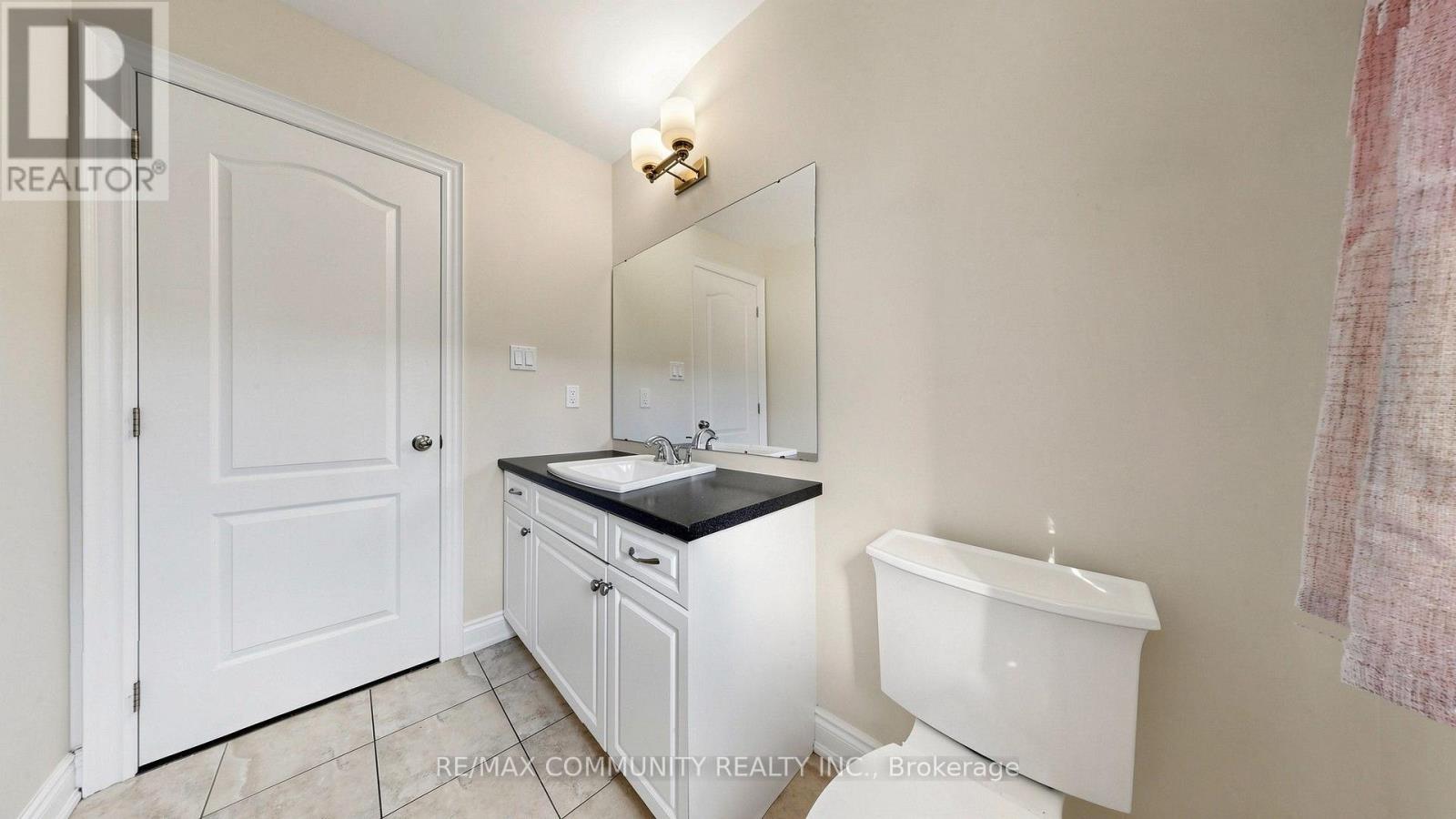53 Jewel House Lane Property Photo 22