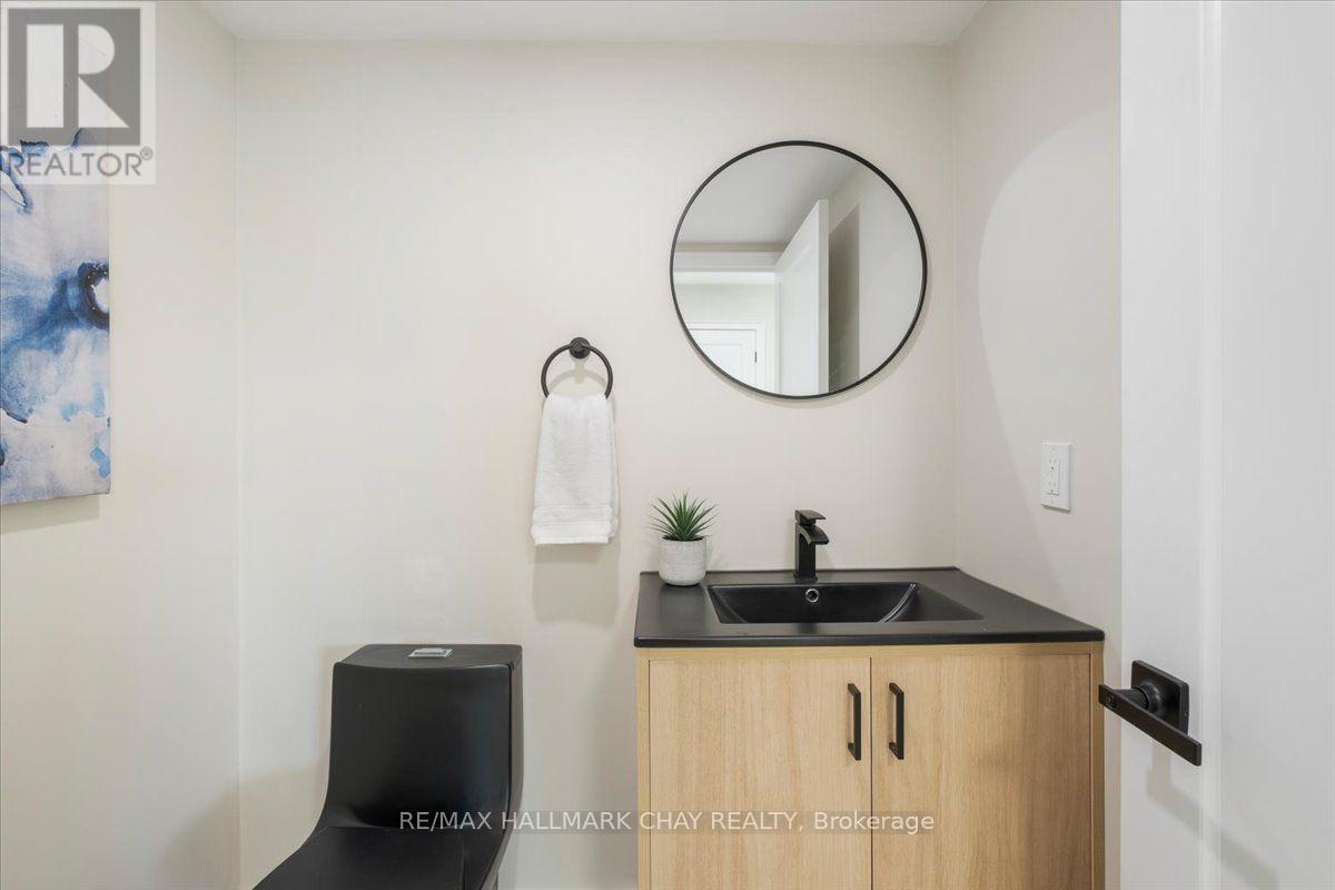 1402 - 65 Ellen Street Property Photo 24