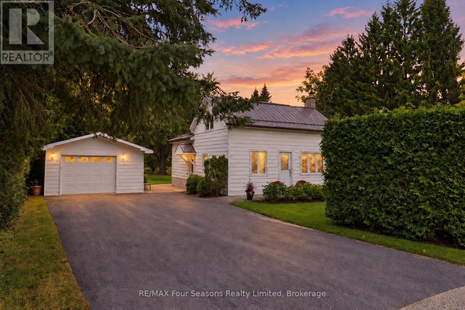 12 Lavender Hill Road Property Photo 2