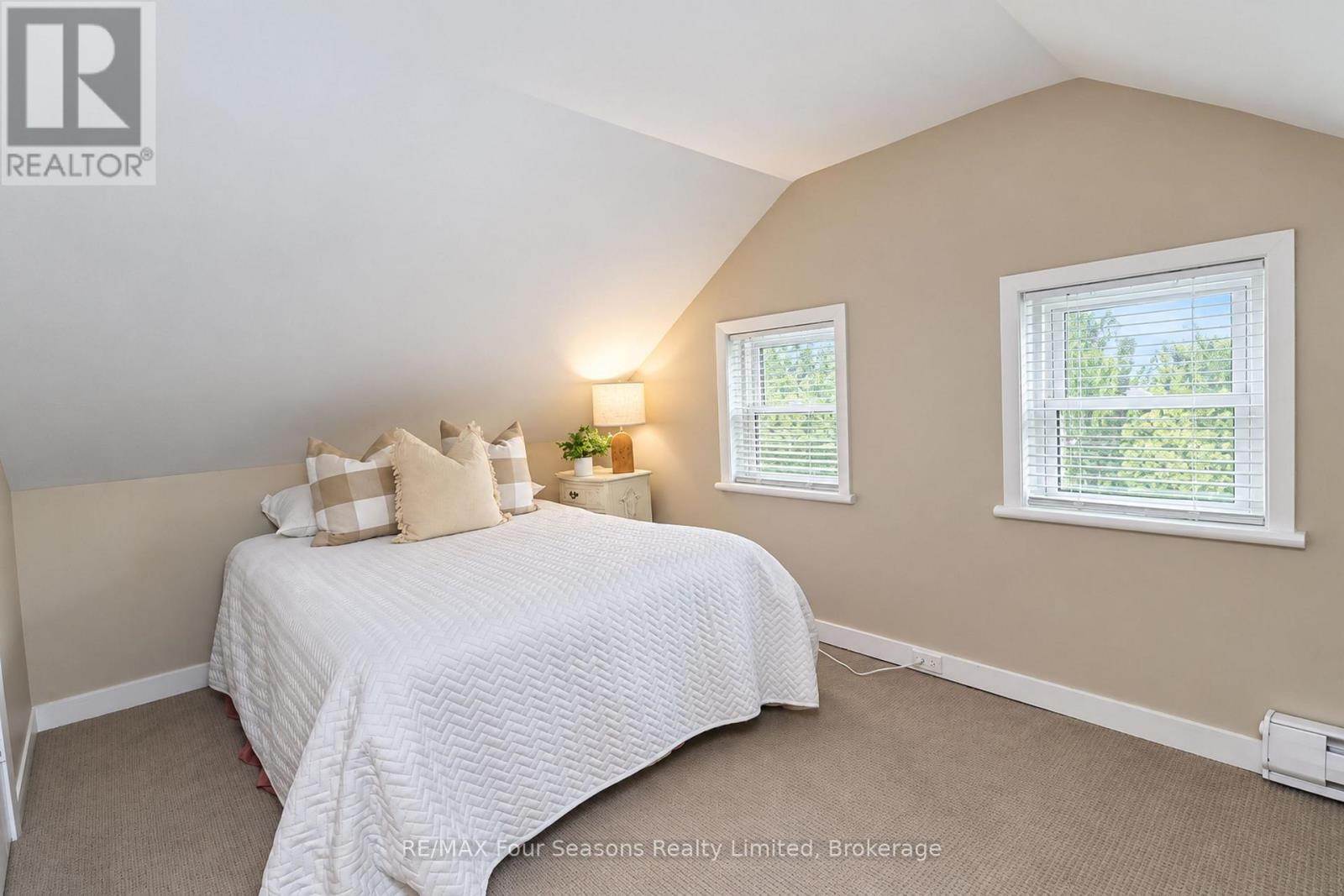 12 Lavender Hill Road Property Photo 9