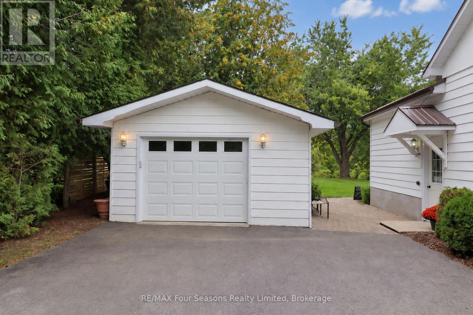 12 Lavender Hill Road Property Photo 19