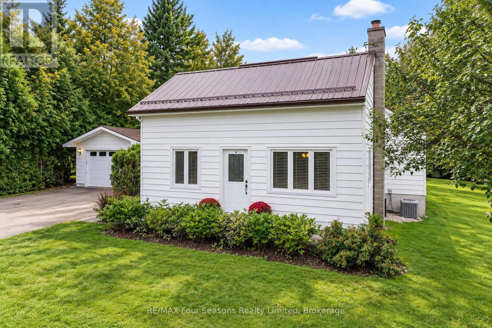 12 Lavender Hill Road Property Photo 24