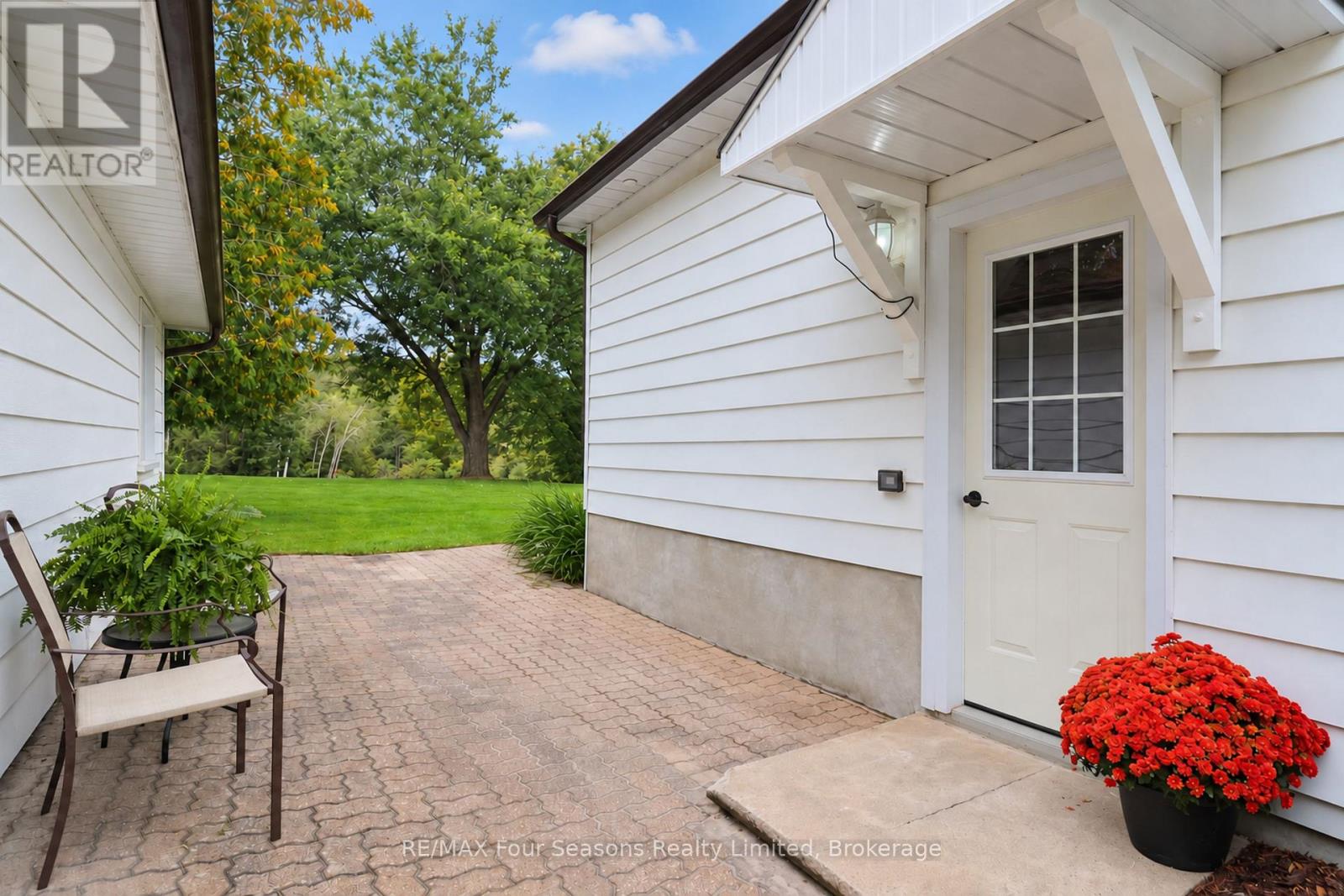 12 Lavender Hill Road Property Photo 26