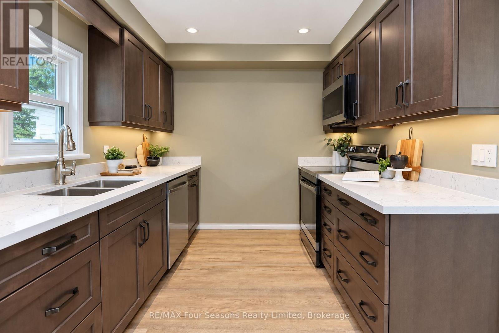 12 Lavender Hill Road Property Photo 30