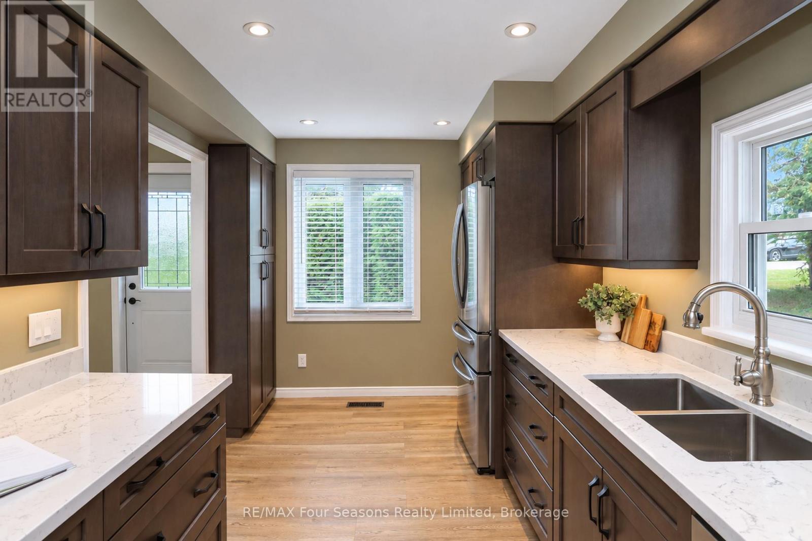 12 Lavender Hill Road Property Photo 37