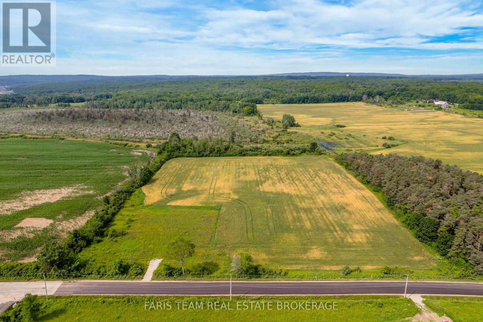 584 Curry Road Property Photo 2