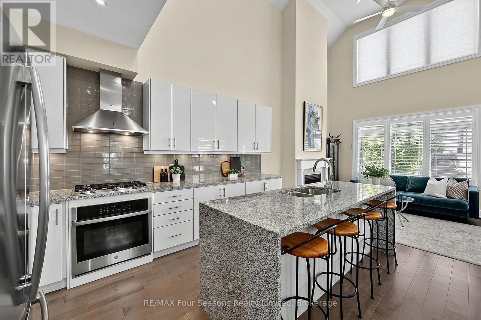 2 Shipyard Lane Property Photo 8
