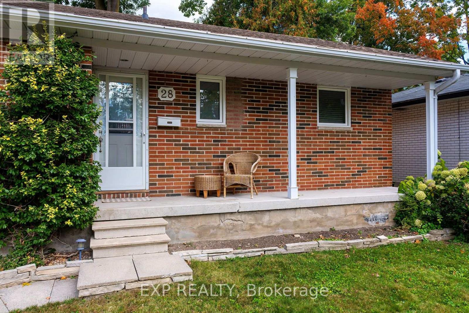 28 Alexander Avenue Property Photo 3