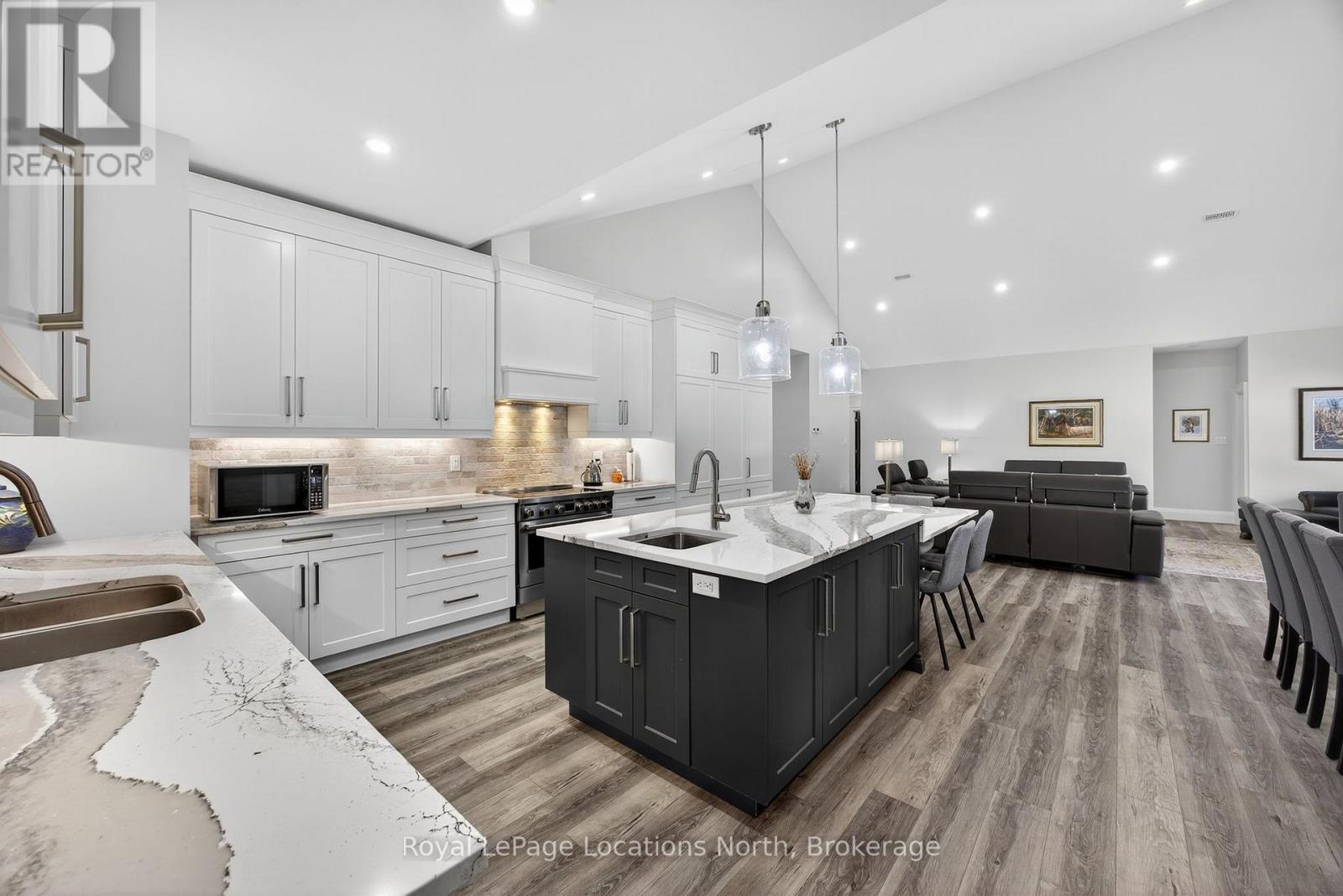 3511 Rainbow Valley Road W Property Photo 10