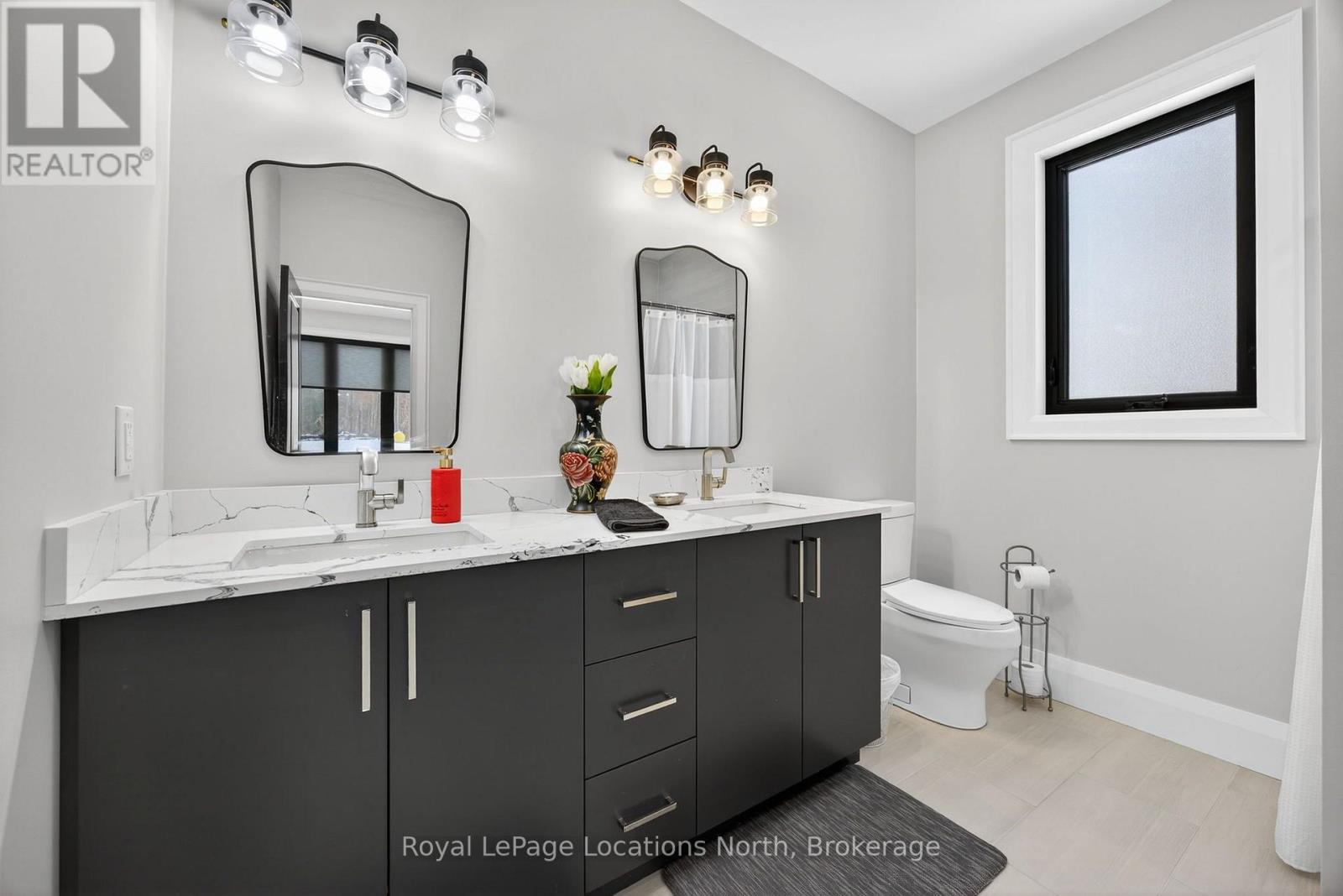 3511 Rainbow Valley Road W Property Photo 20
