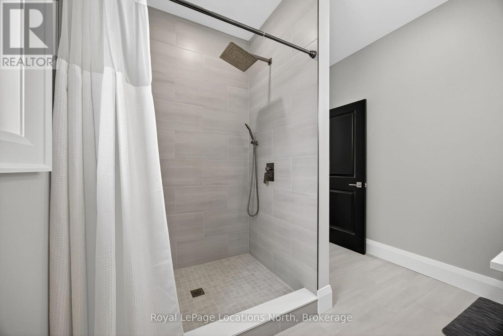3511 Rainbow Valley Road W Property Photo 21