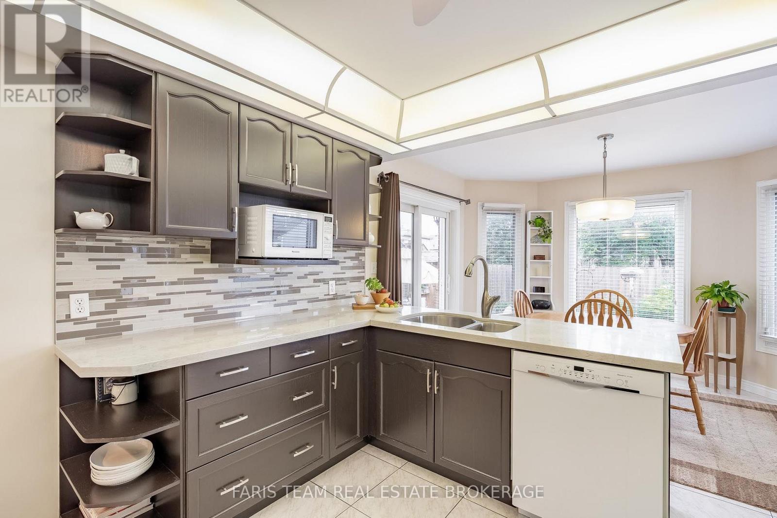 4 O'shaughnessy Crescent Property Photo 5