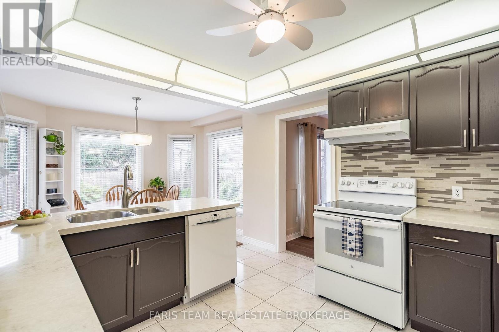 4 O'shaughnessy Crescent Property Photo 6