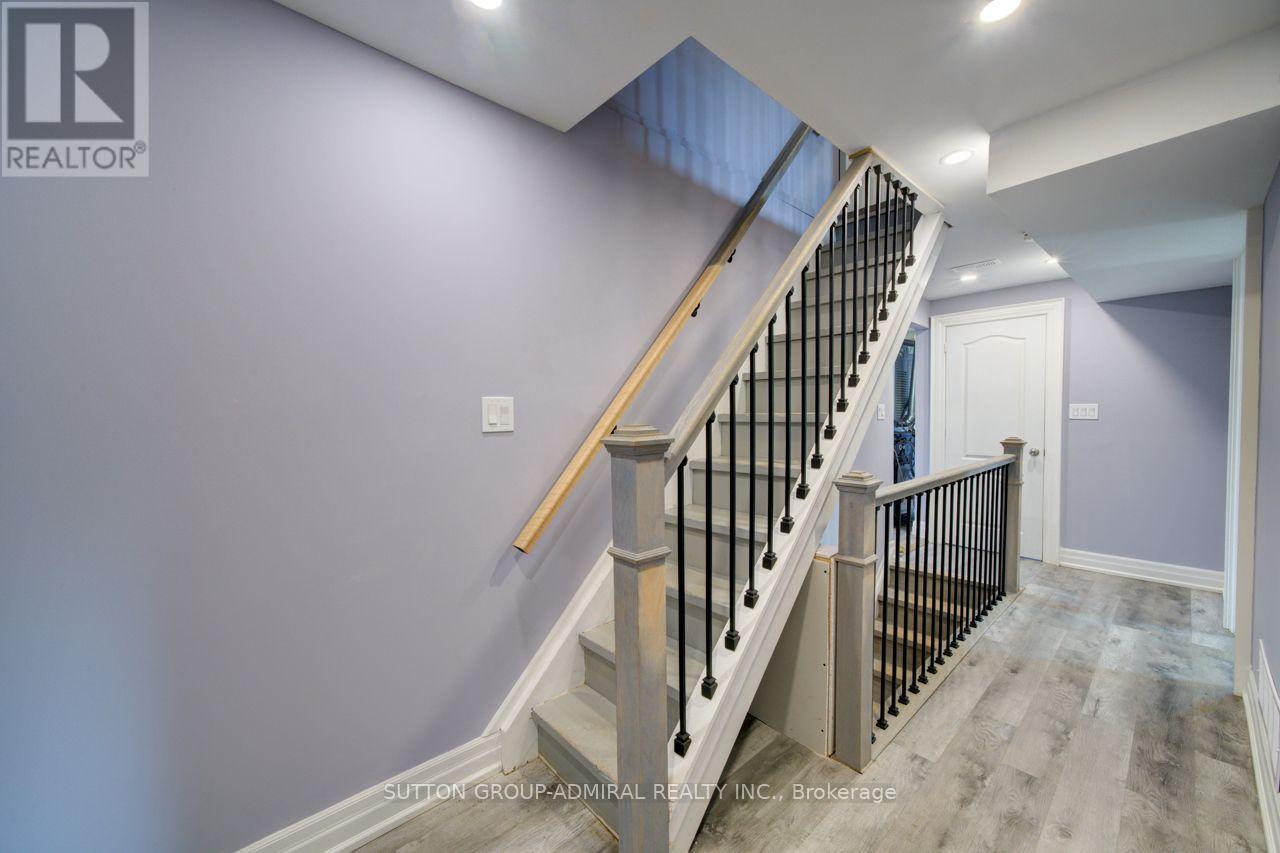 121 Seventh Street Property Photo 5