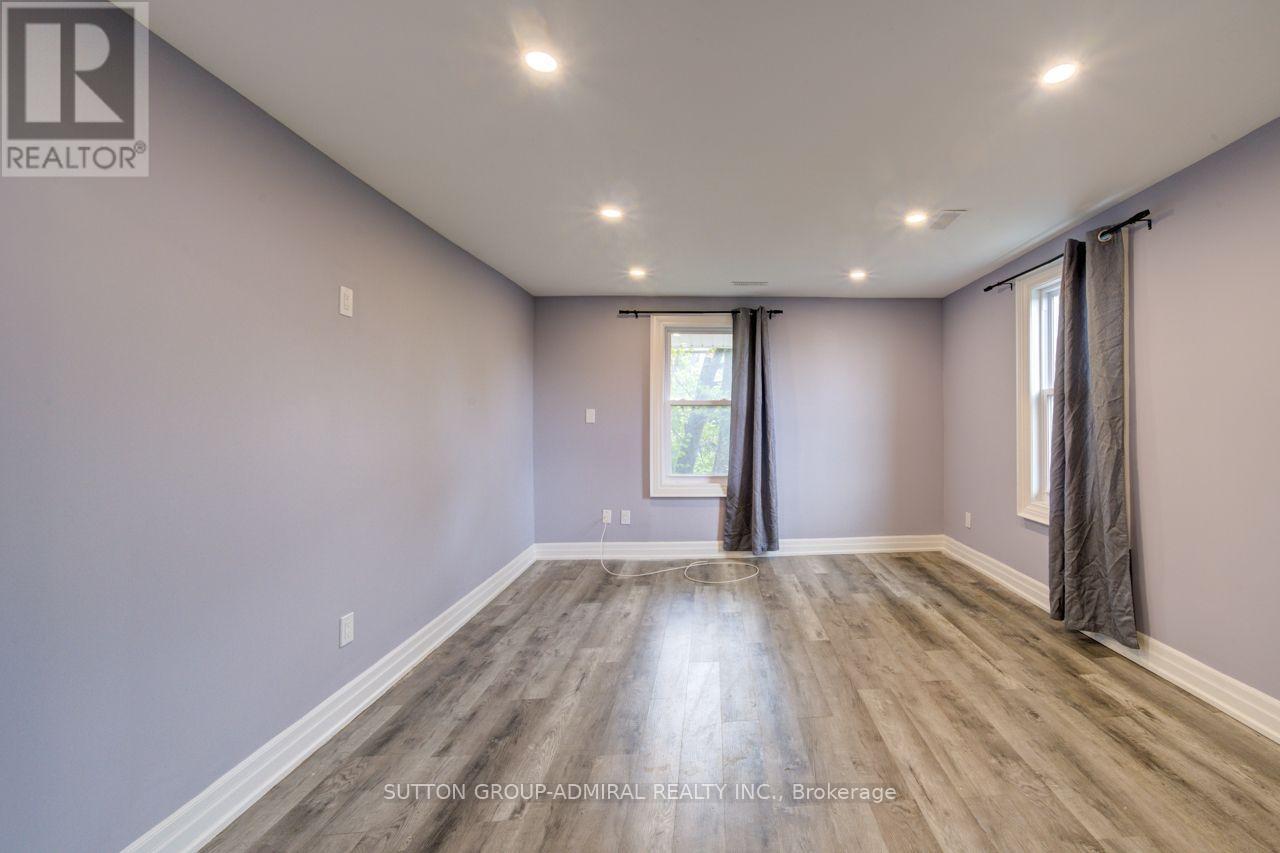 121 Seventh Street Property Photo 12
