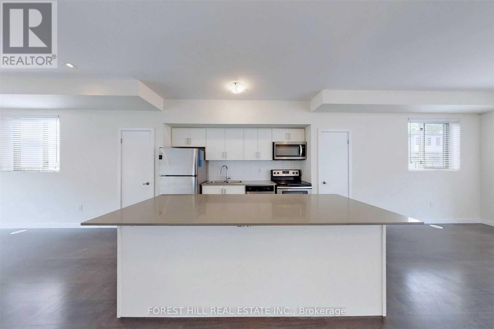 75 - 369 Essa Road Property Photo 12