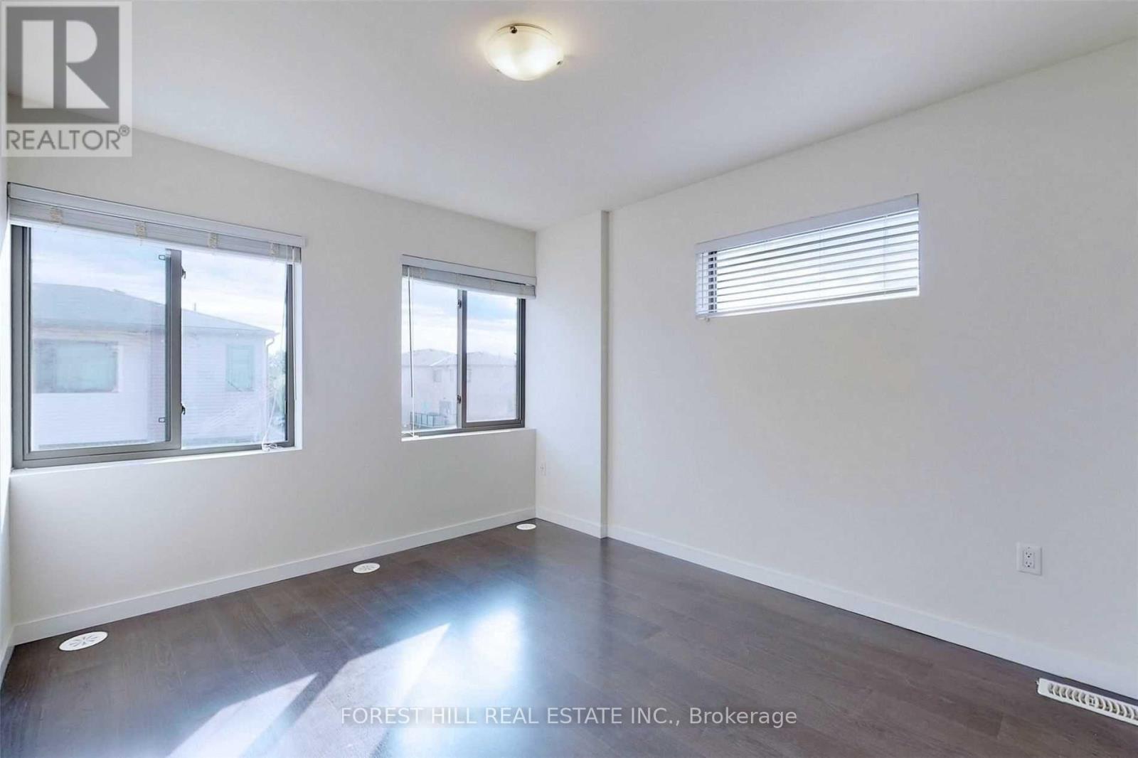 75 - 369 Essa Road Property Photo 21
