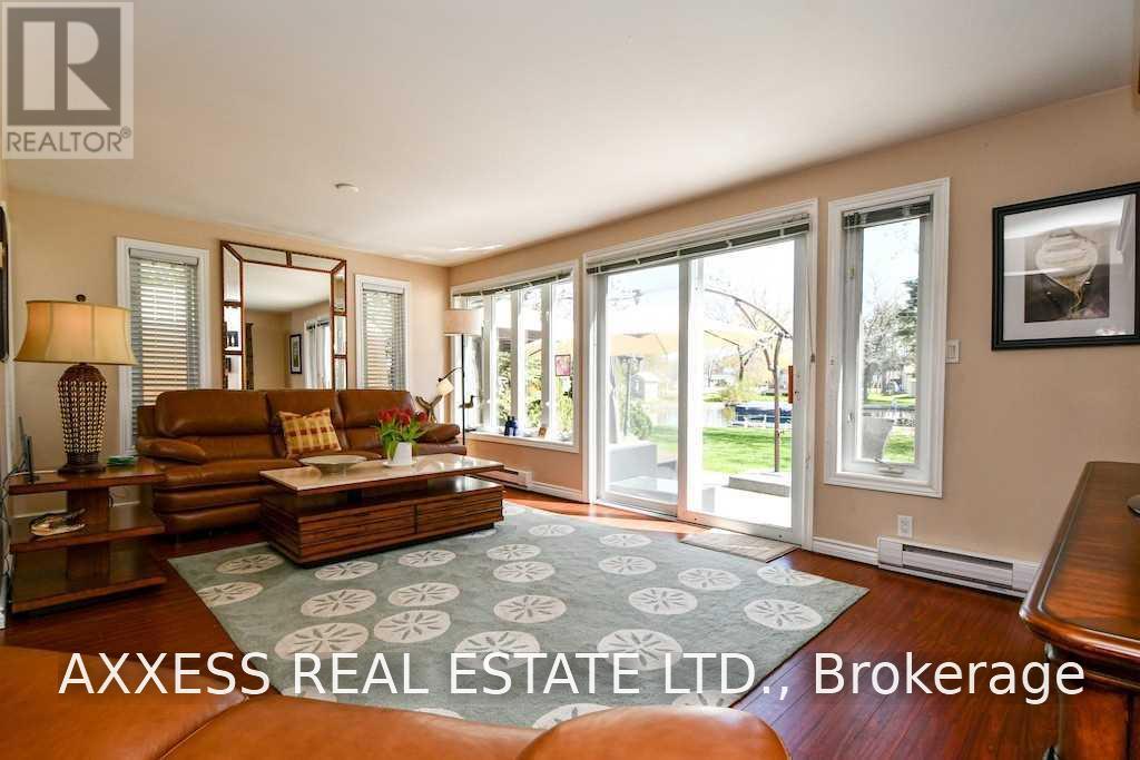 1 Pinetree Court Property Photo 19