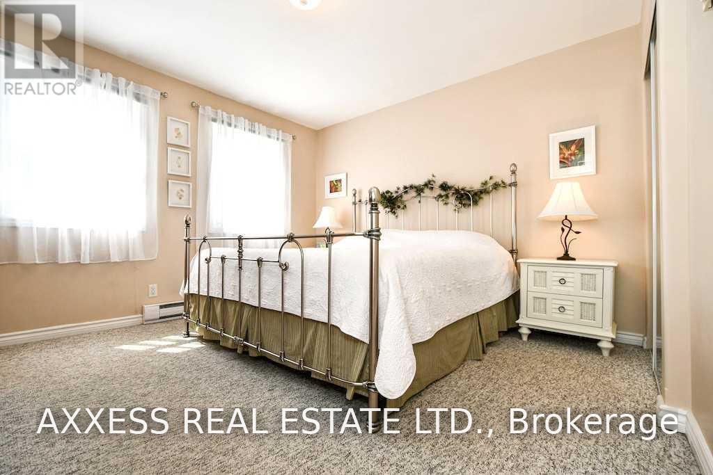 1 Pinetree Court Property Photo 20