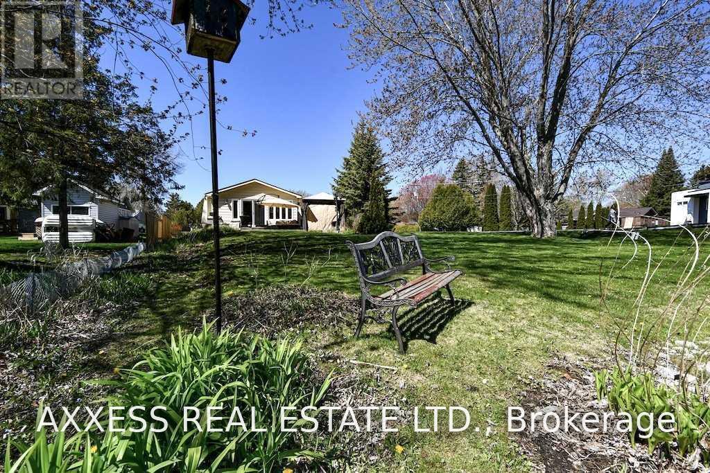 1 Pinetree Court Property Photo 29