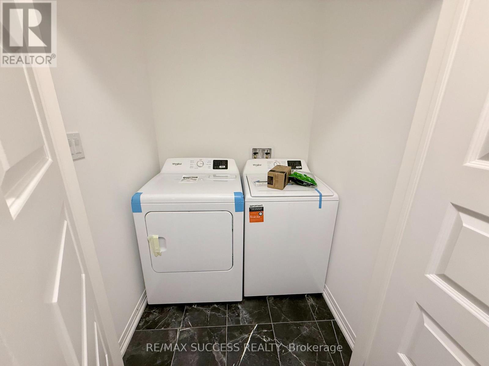 93 Flan Boulevard Property Photo 4