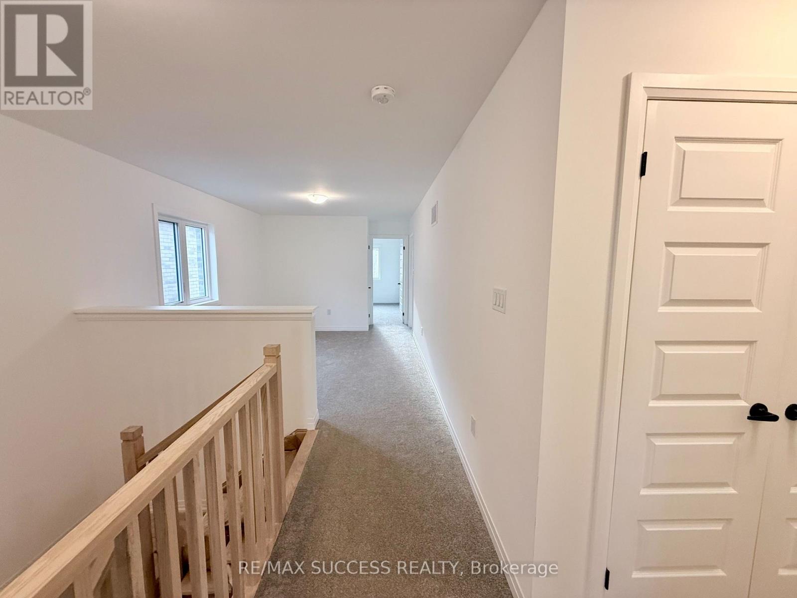 93 Flan Boulevard Property Photo 9
