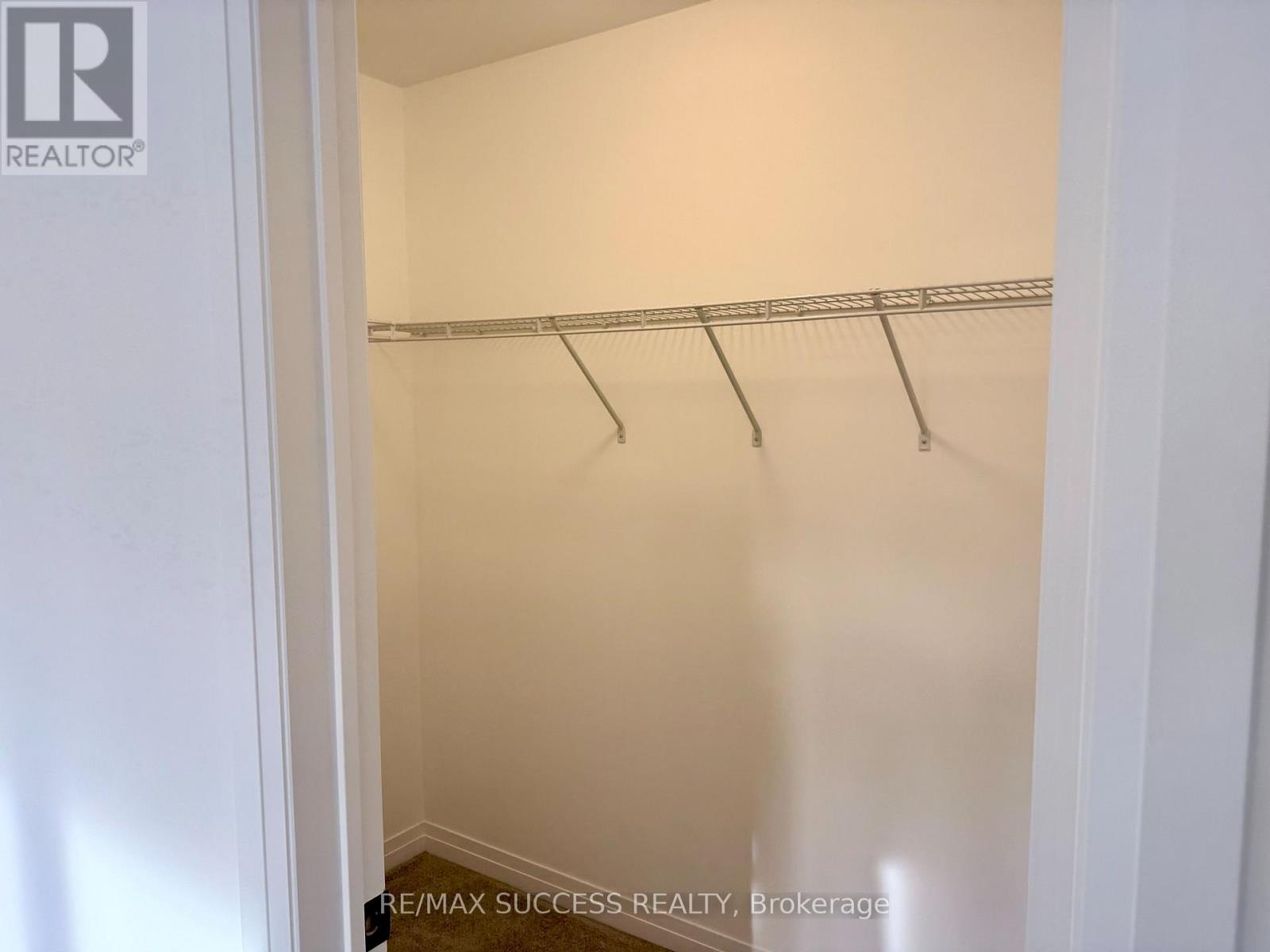 93 Flan Boulevard Property Photo 11